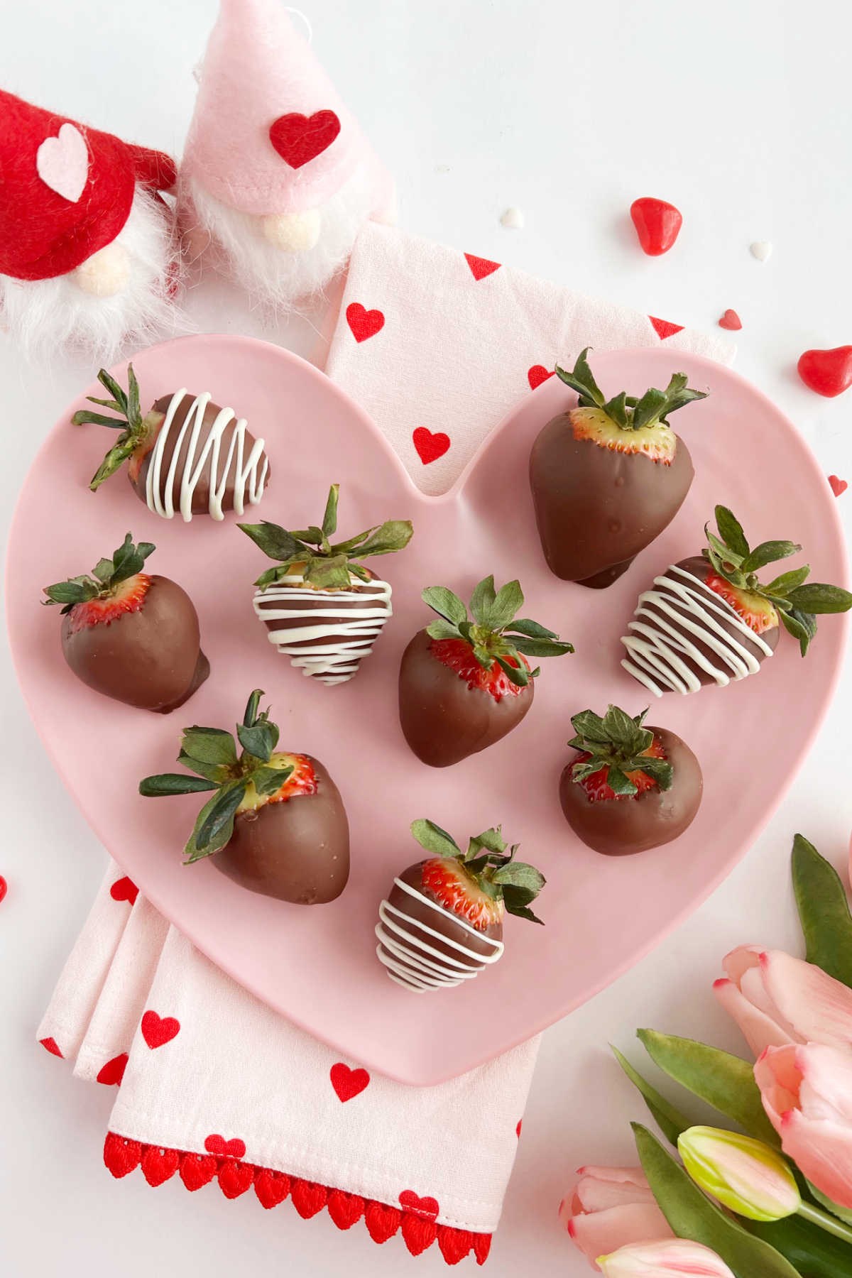 CHOCOLATE COVERED STRAWBERRIES