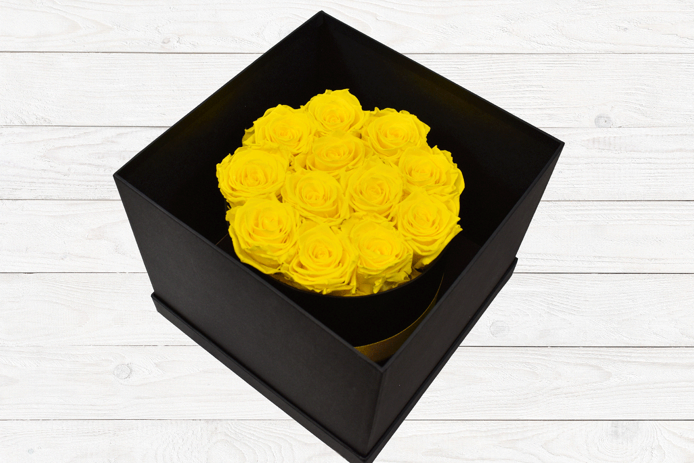 LUXURY PRESERVED ROSES YELLOW