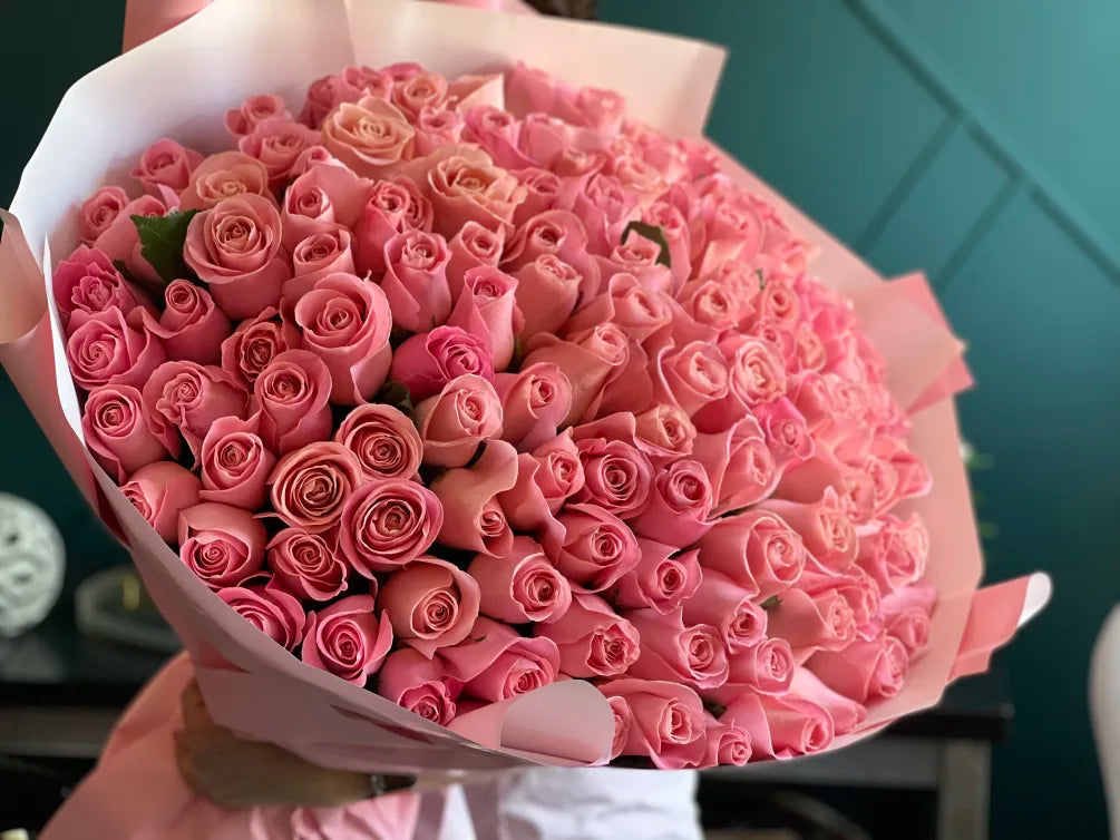 PREMIUM PINK ROSES