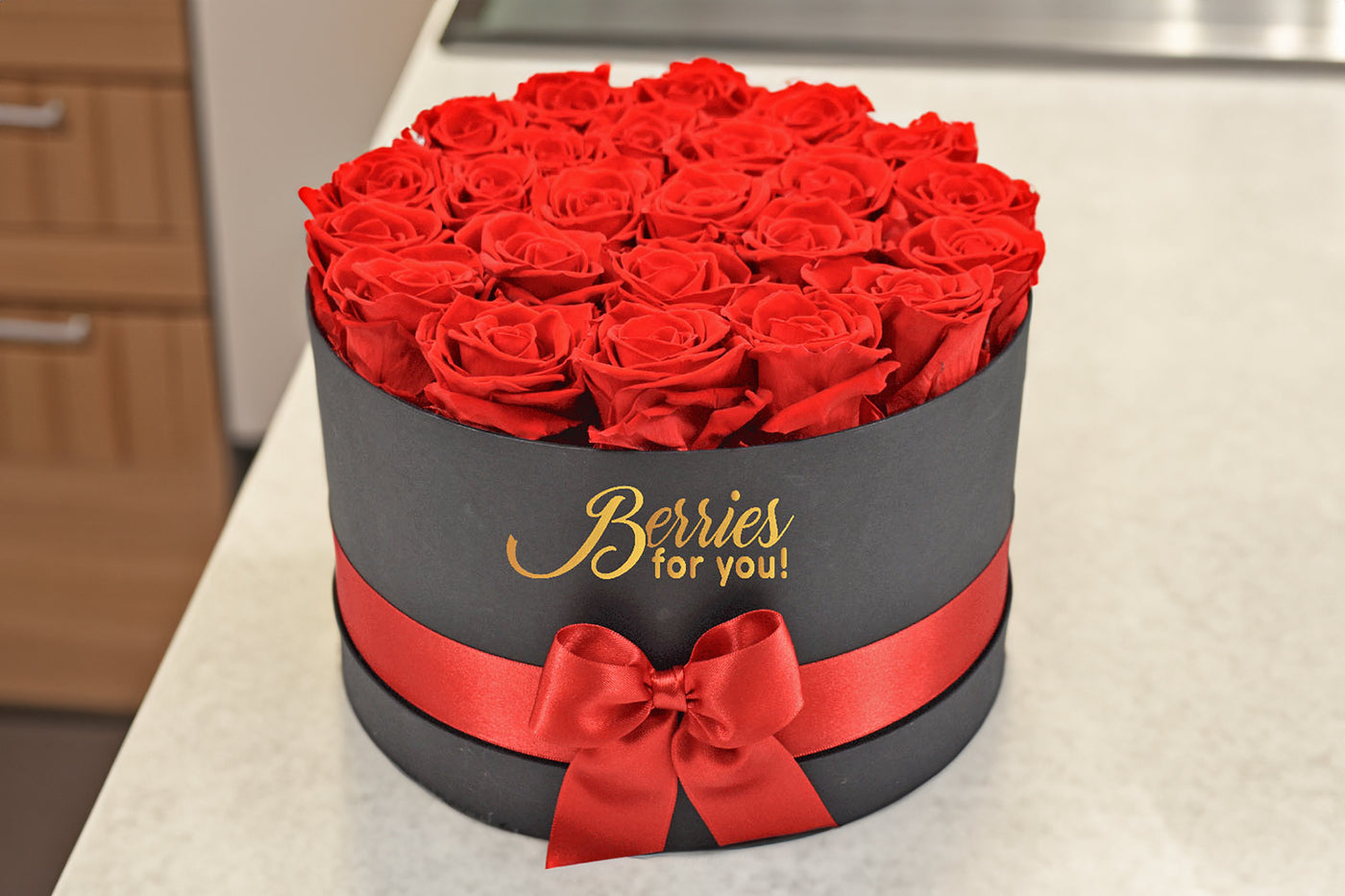 24 LUXURY PRESERVED ROSES RED