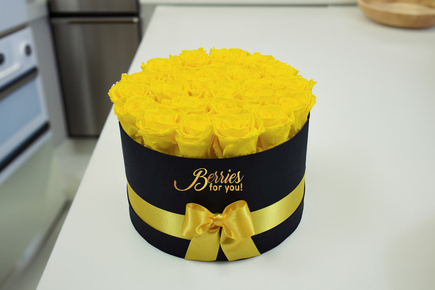 24 LUXURY PRESERVED ROSES YELLOW